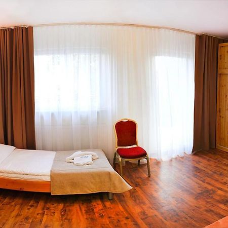 Osrodek Wypoczynkowy Gryf II Hotel Kolobrzeg Luaran gambar